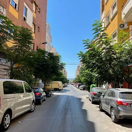 Apartment Centrico, Acogedor Y Playa A 5 Min Andando *